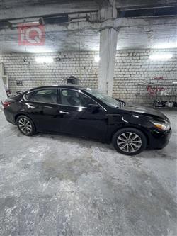 نيسان ألتيما